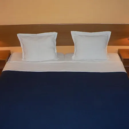 Surf ホテル プリモルスコ