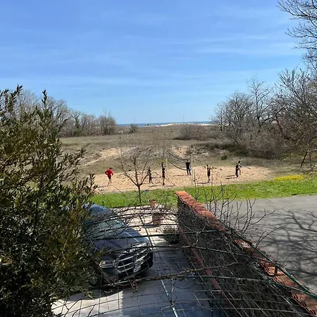 ホテル Surf プリモルスコ