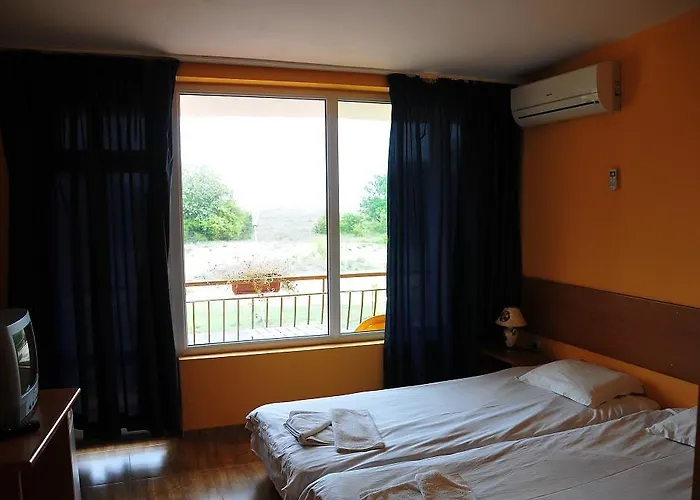 ホテル Surf プリモルスコ