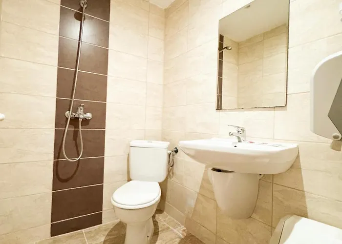 ホテル Surf プリモルスコ